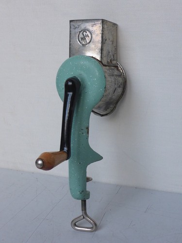 Old grater kitchen - grater,